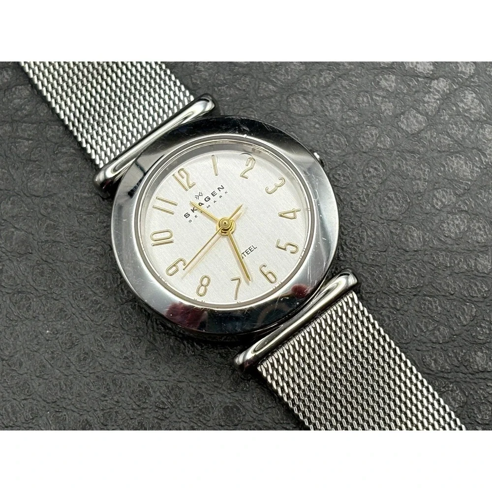 Skagen Silver Tone Stainless Steel Mesh Watch NEEDS BATTERY